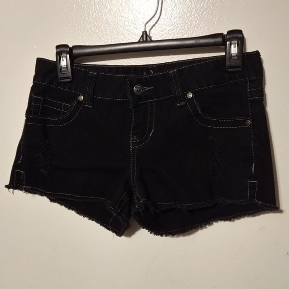 Reign by Deb Black Denim Shorts Sz 5 - Picture 1 of 7
